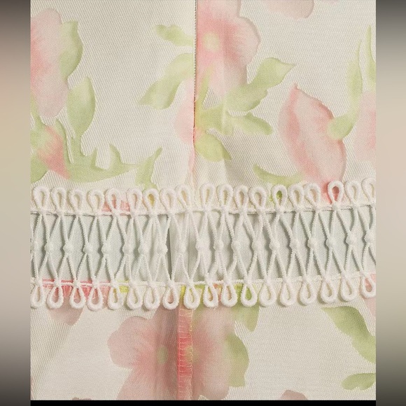 NWT Chic Long Sleeve Floral Dress Size M - Picture 3 of 6